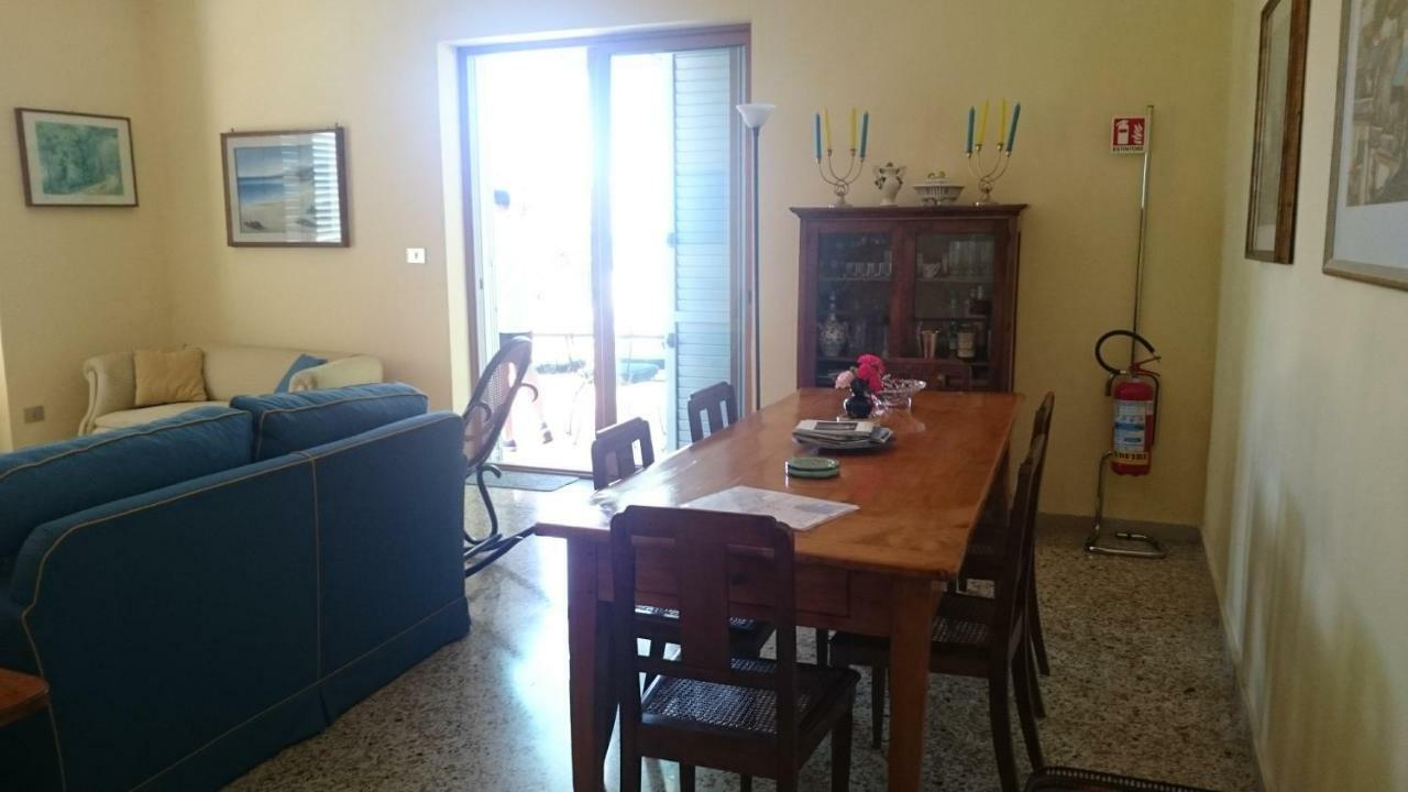 Villa L'Ulivina Соренто Екстериор снимка